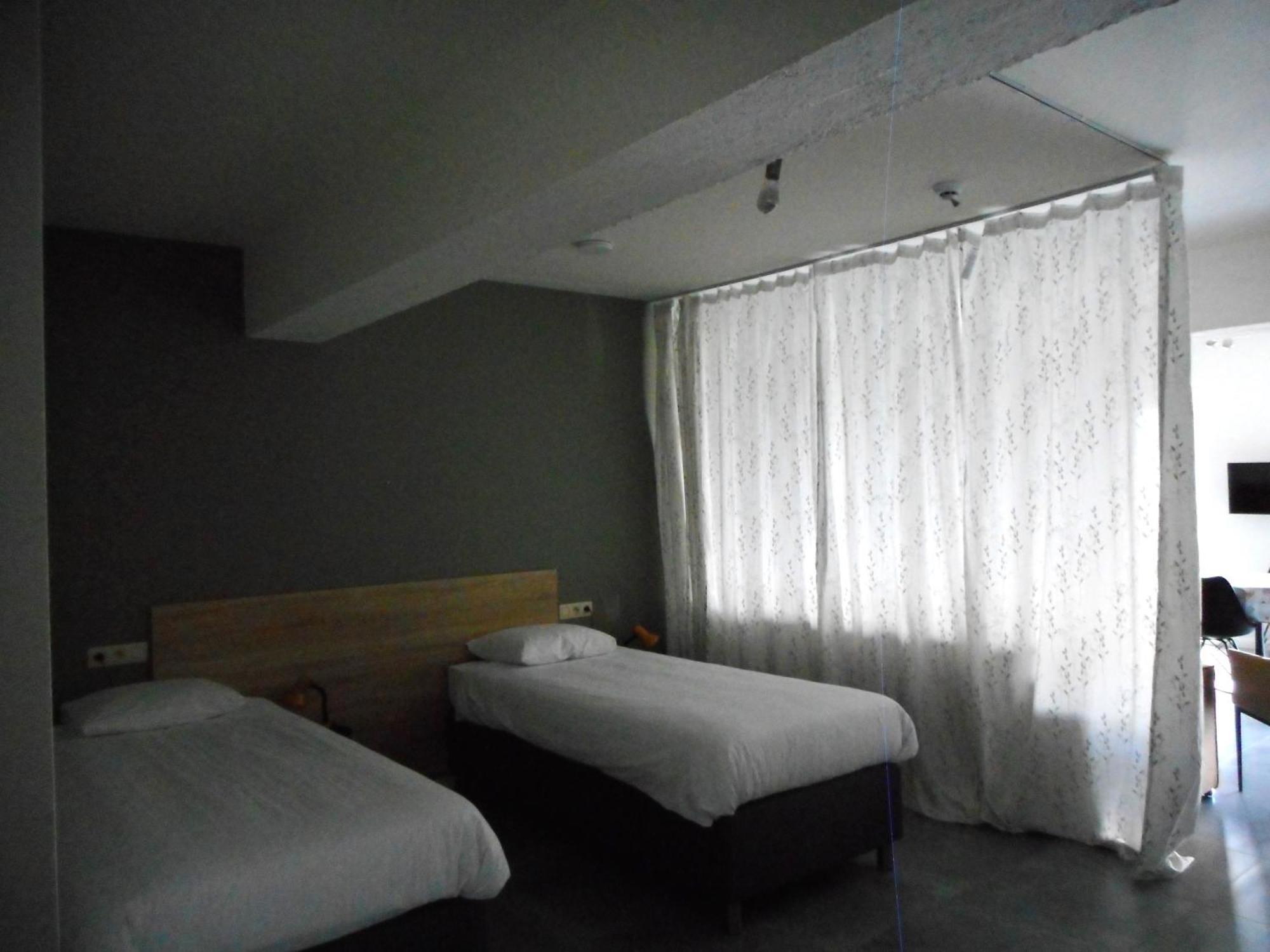 Apartament De Hoog Velden 11 NeerNeerpelt Zewnętrze zdjęcie